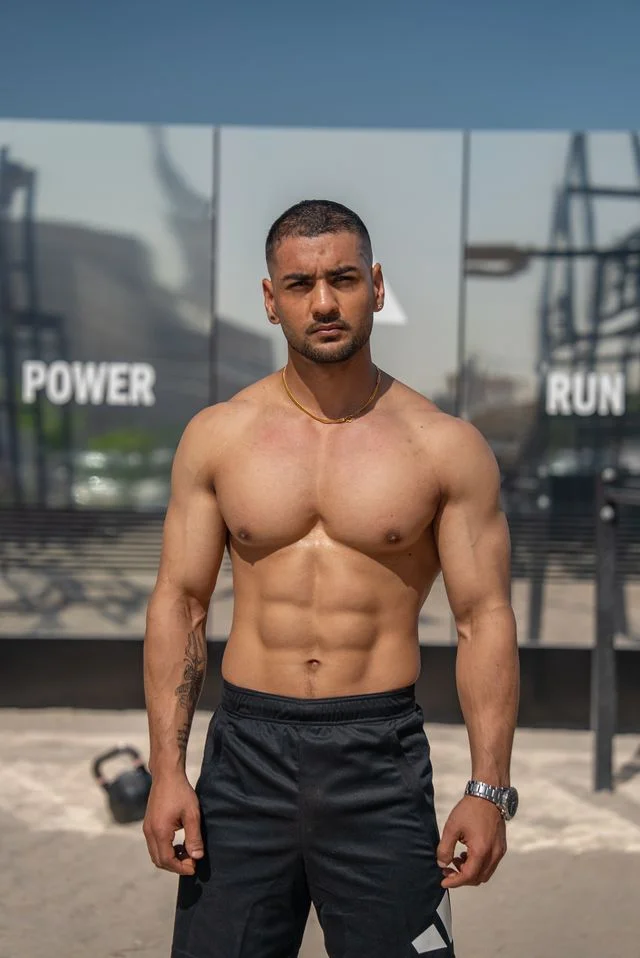 Coach Avay coaching listing photo for Certified Personal Trainer | Fat loss • Muscle gain • Strength & Conditioning @ Home