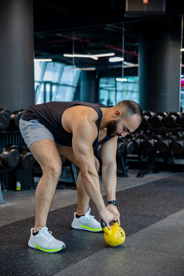 Strength & Performance Coach | Fat Loss & Muscle Building photo 2