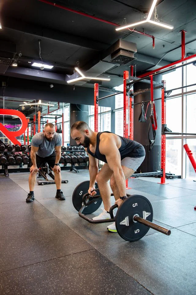 Strength & Performance Coach | Fat Loss & Muscle Building photo 3